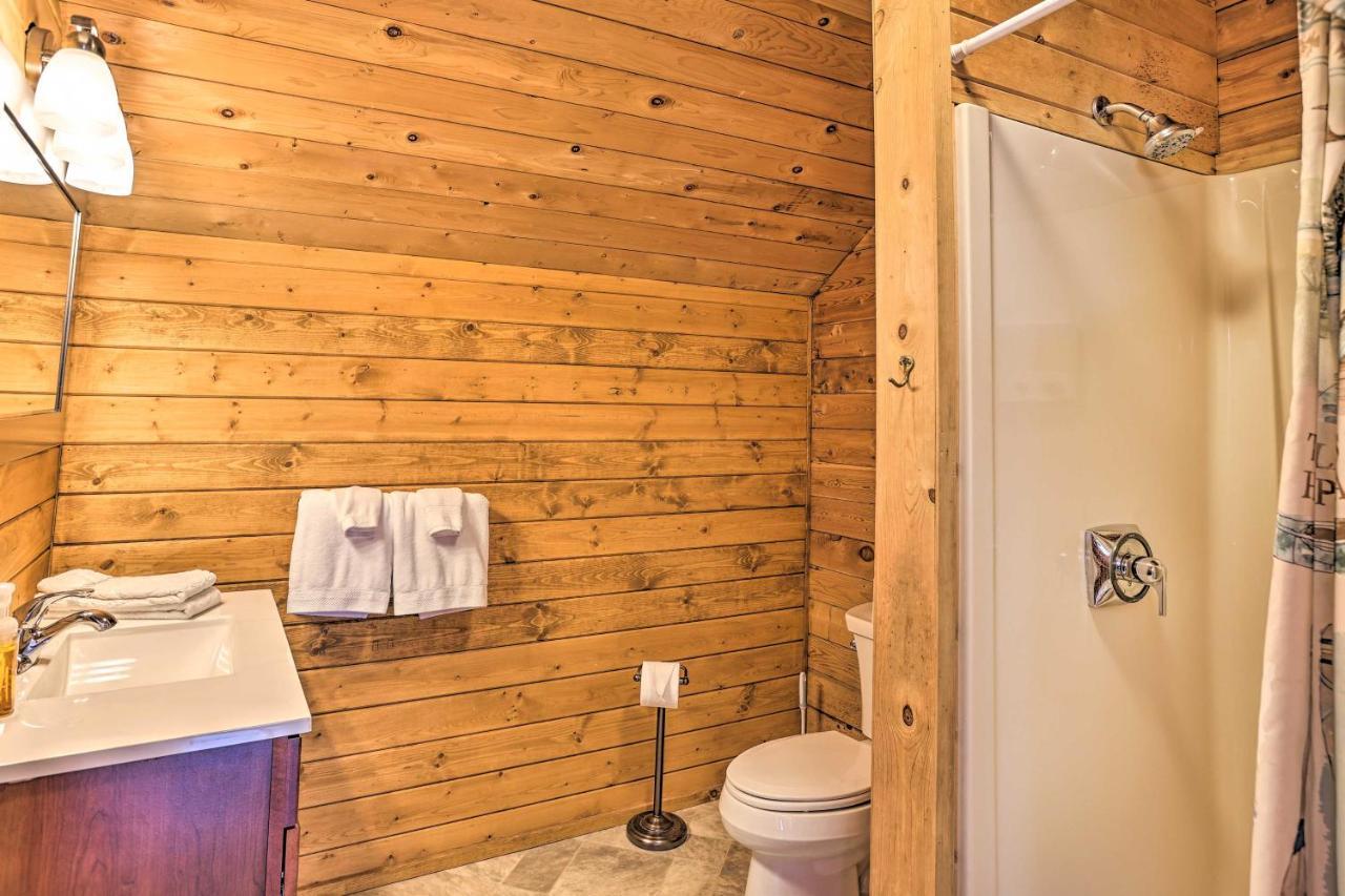 Quaint Studio With Shared Beach Walk To Suttons Bay Εξωτερικό φωτογραφία